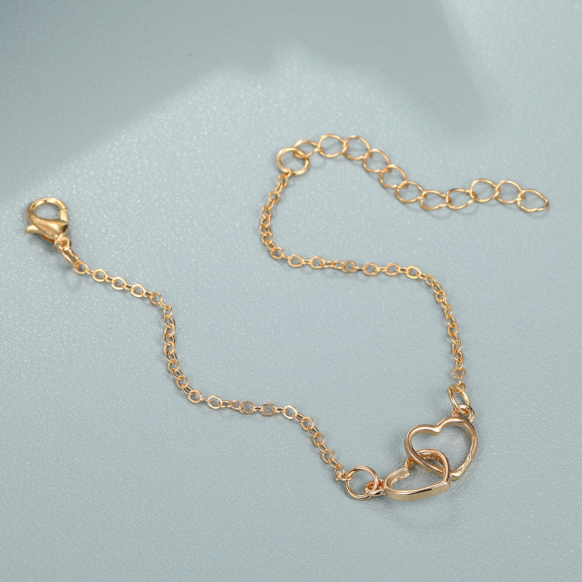 Women's Fashion Alloy Heart Shaped Bracelet