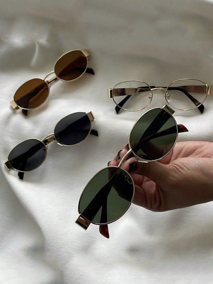 SUNGLASSES